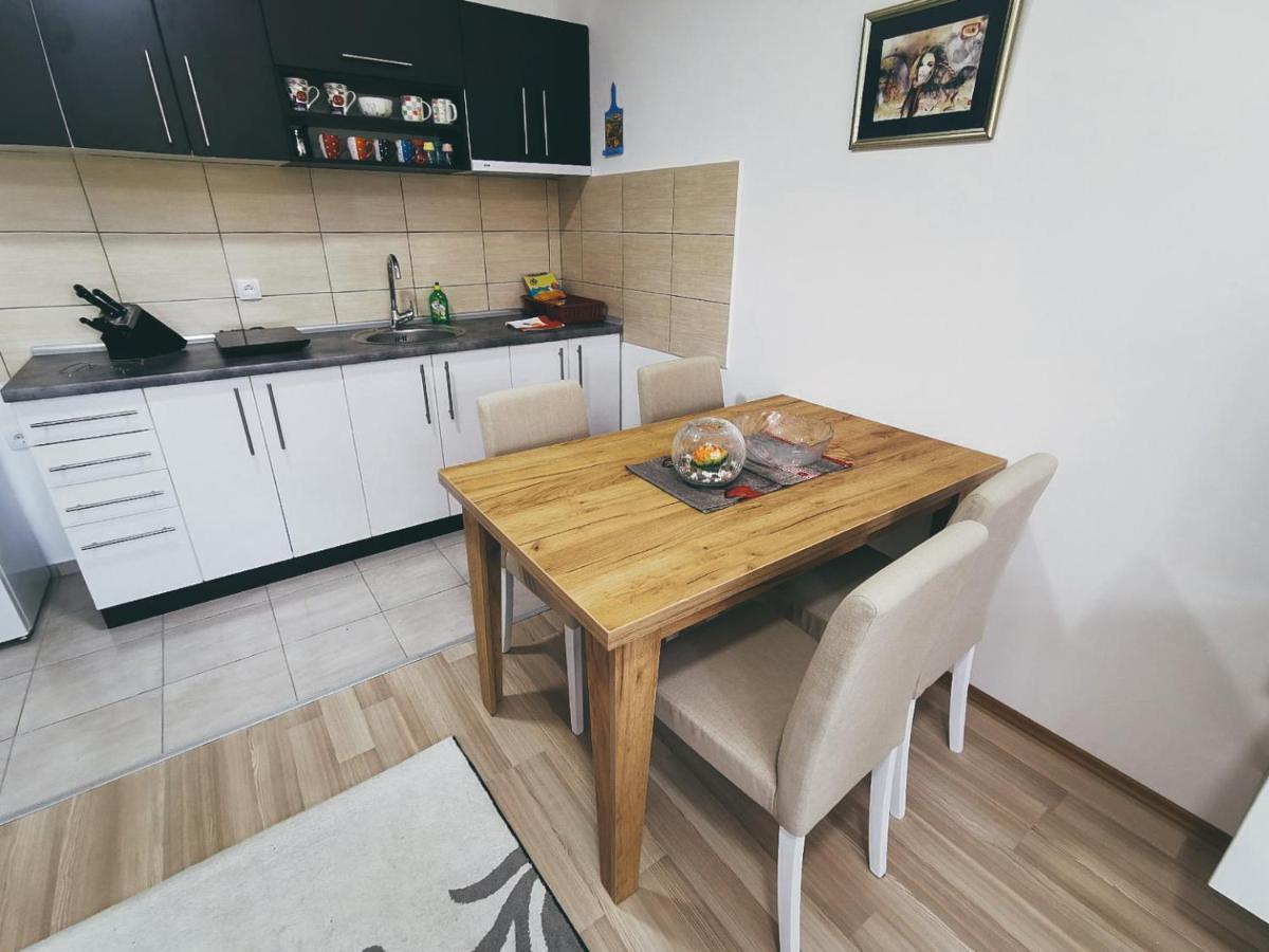 Cozy Corner Apartments - Free Parking & Wi-Fi Τσούπρια Εξωτερικό φωτογραφία
