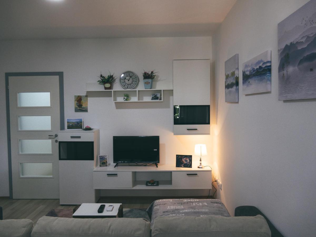 Cozy Corner Apartments - Free Parking & Wi-Fi Τσούπρια Εξωτερικό φωτογραφία