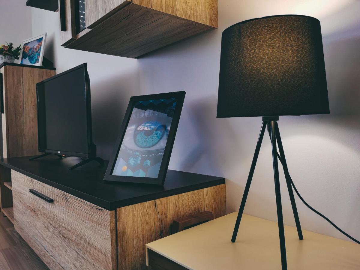 Cozy Corner Apartments - Free Parking & Wi-Fi Τσούπρια Εξωτερικό φωτογραφία